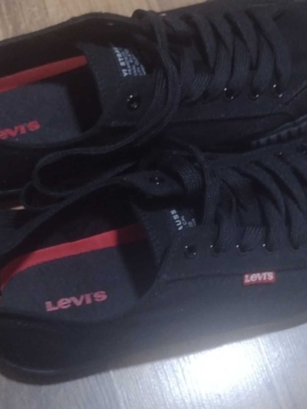 Levi's Y2K Men's Black Canvas Low-Top Sneakers Size 10